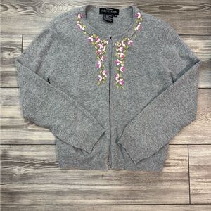 Bloomingdale’s Petite Medium Gray Lambswool/Angora Cardigan | Size: PM